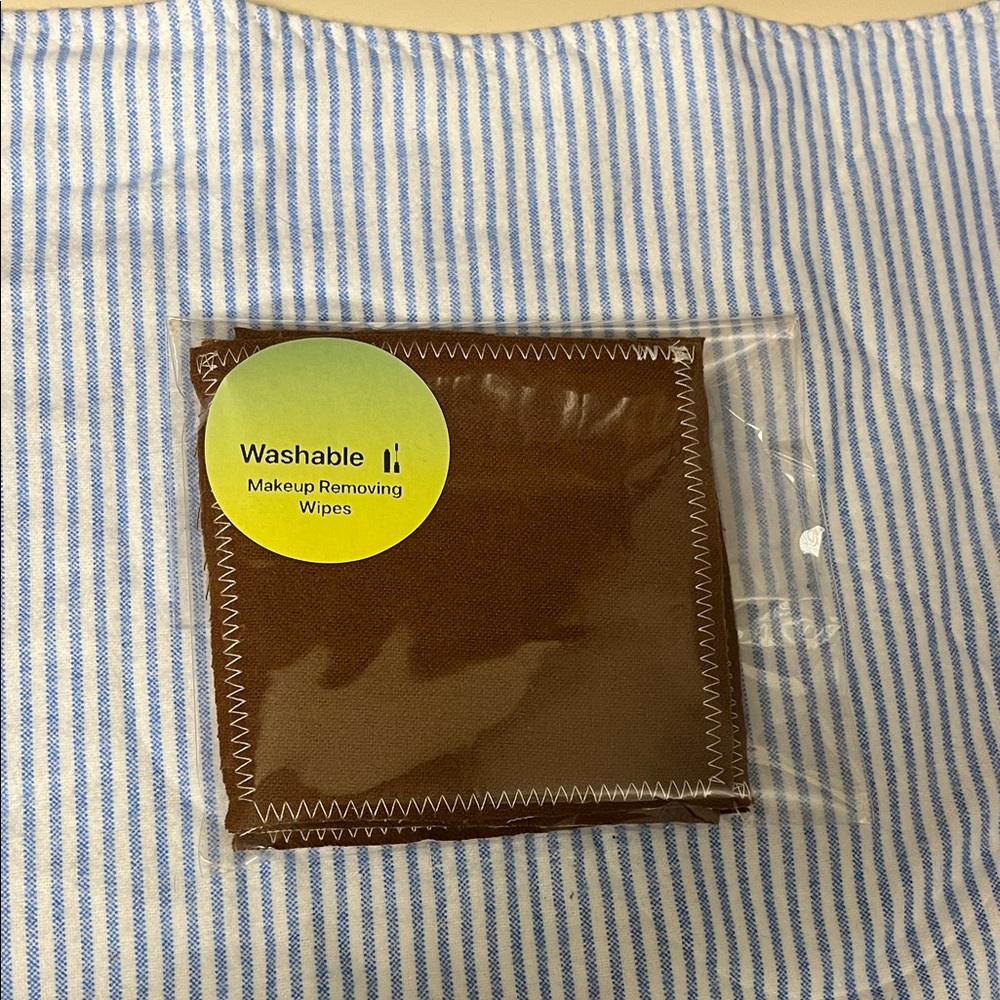 Brown & Tea stained Tan Washable Makeup Removing Wipes